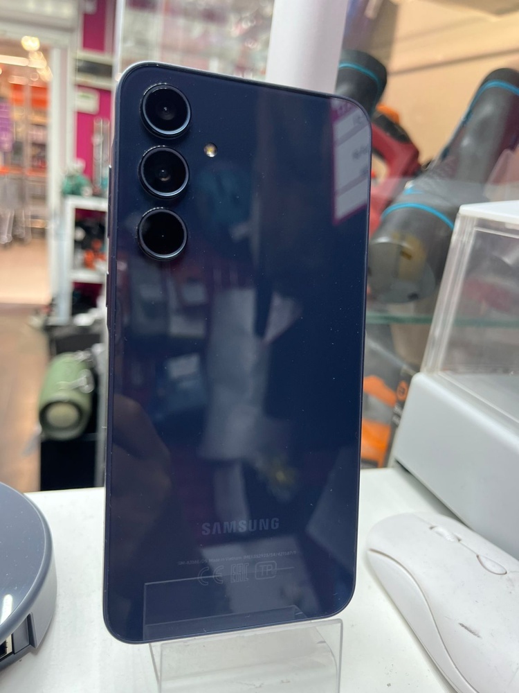 Смартфон Samsung A35 5G 8/128