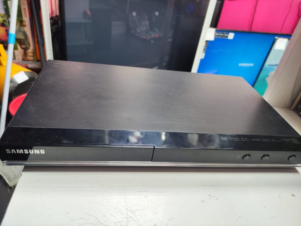 DVD-плеер Samsung DVD-C500