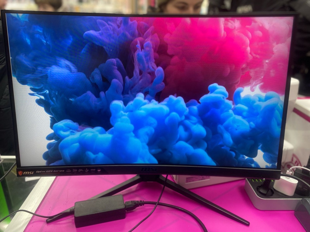 Монитор MSI g24c4 144hz