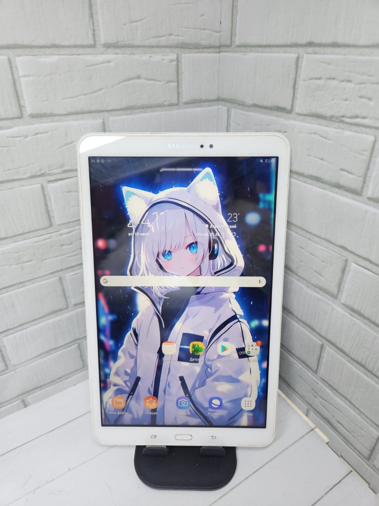 Планшет Samsung Tab 10.1 SM-T580