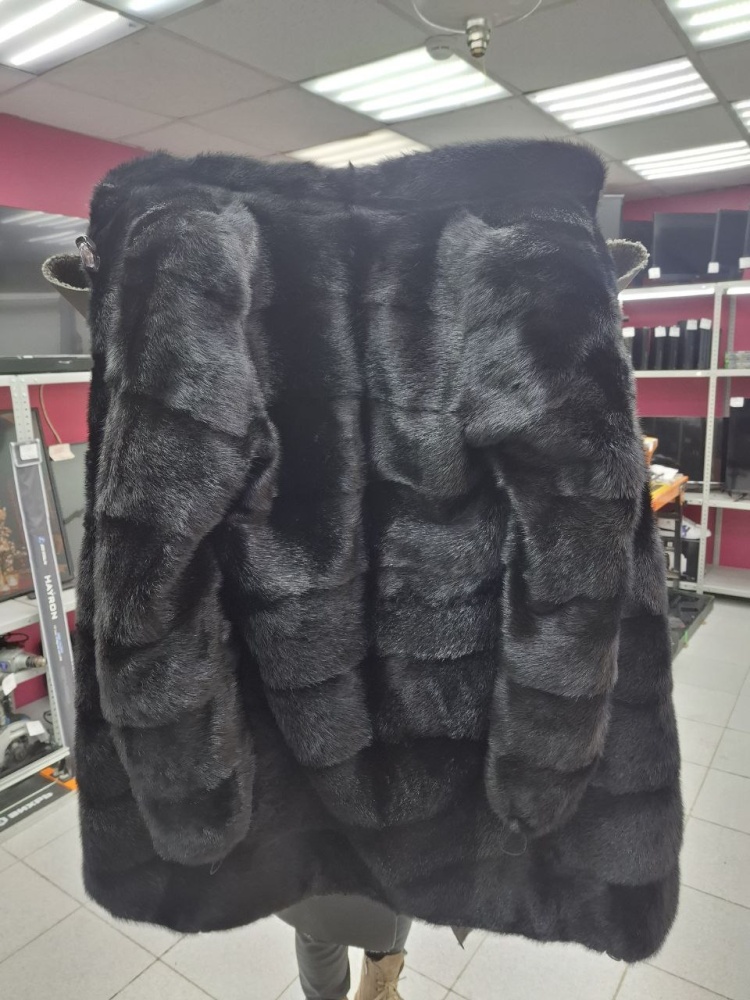 Мобильный телефон Sony xperia 5