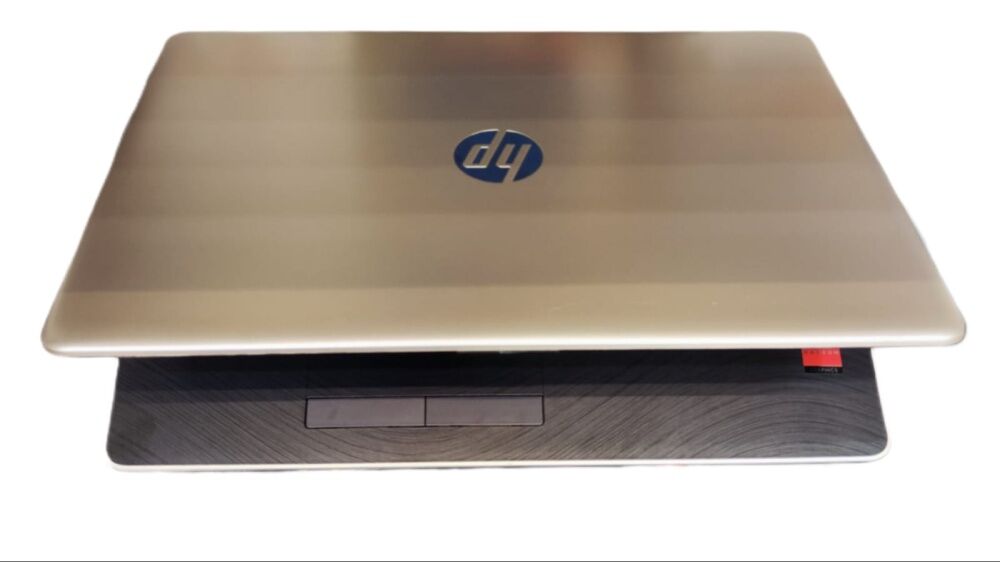 Ноутбук HP i3 4*2.0/4/1Tb/R5 2гб