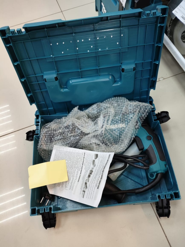 Перфоратор Makita