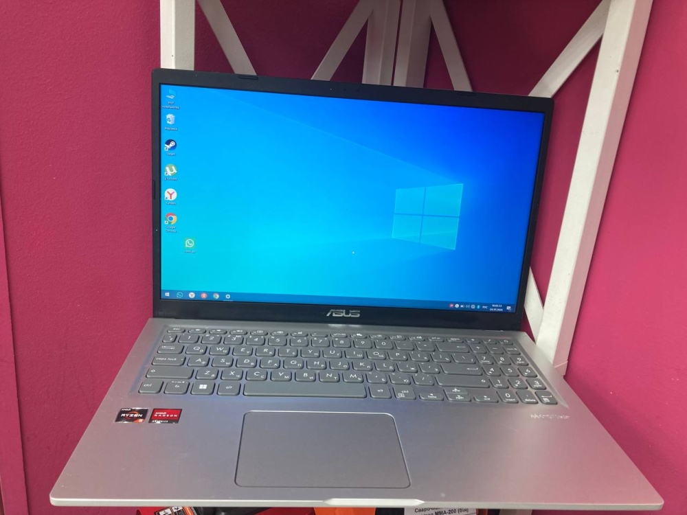 Ноутбук ASUS SanicMaster