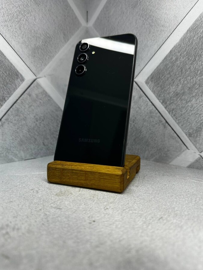 Смартфон Samsung A54