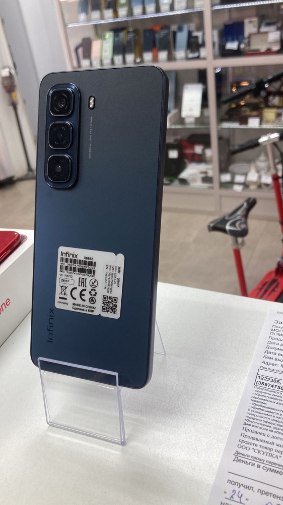 Мобильный телефон Infinix