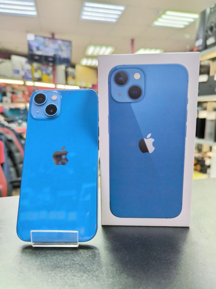 Смартфон iPhone 13 128 Gb