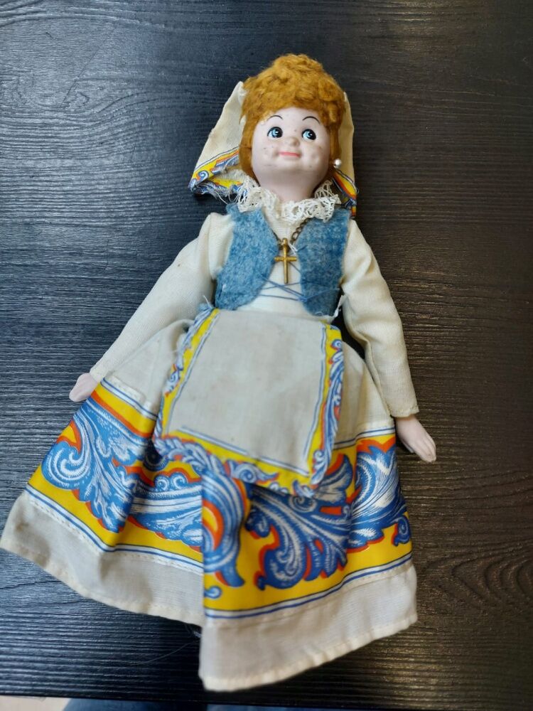 Прочий антиквариат Кукла