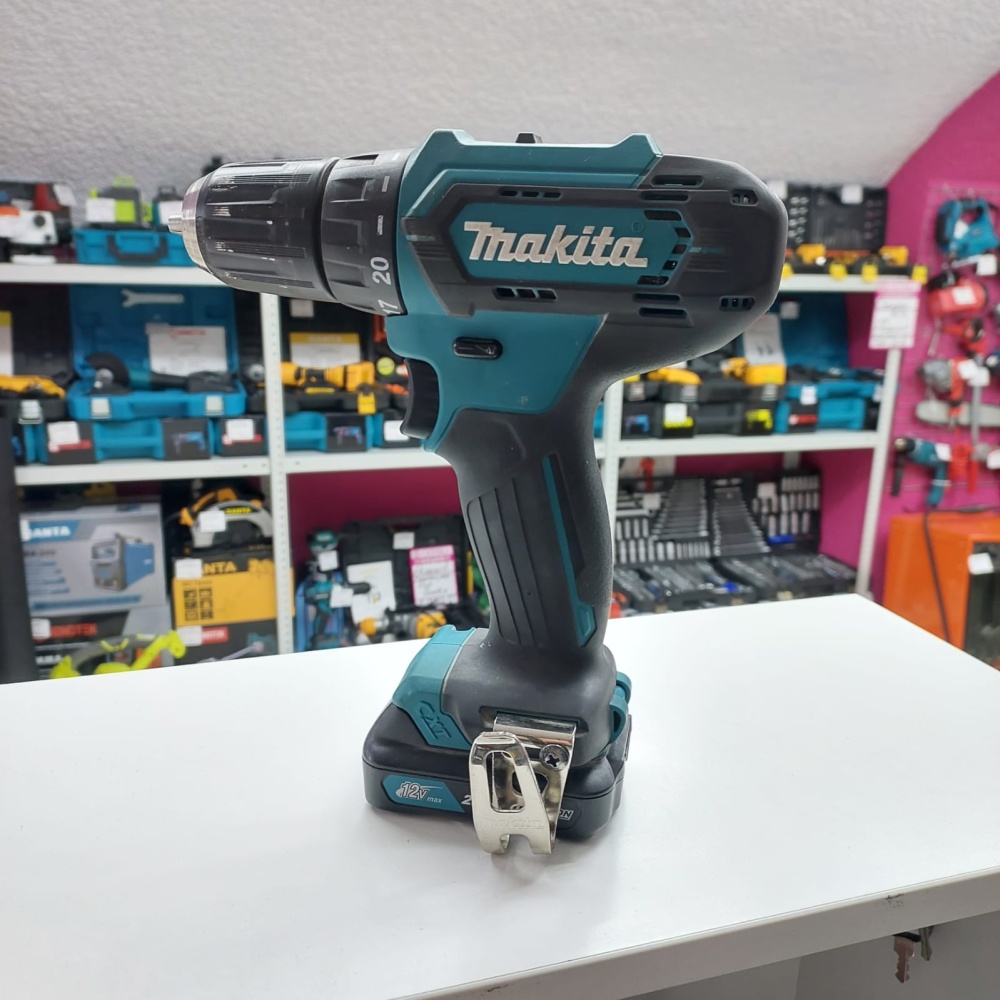 Аккумуляторная дрель-шуруповерт Makita DF333D