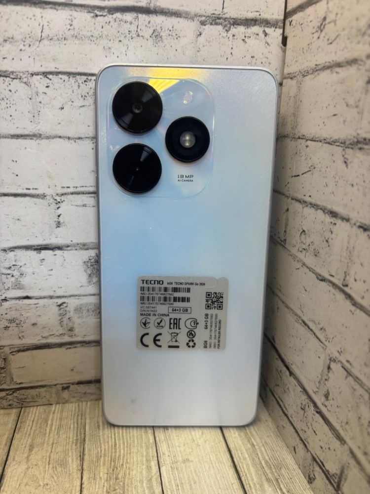 Мобильный телефон Tecno spark go 2024 3/64
