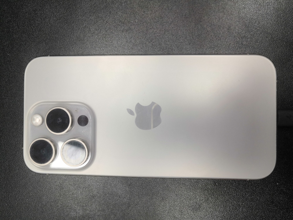 Смартфон iPhone 15 PRO 128