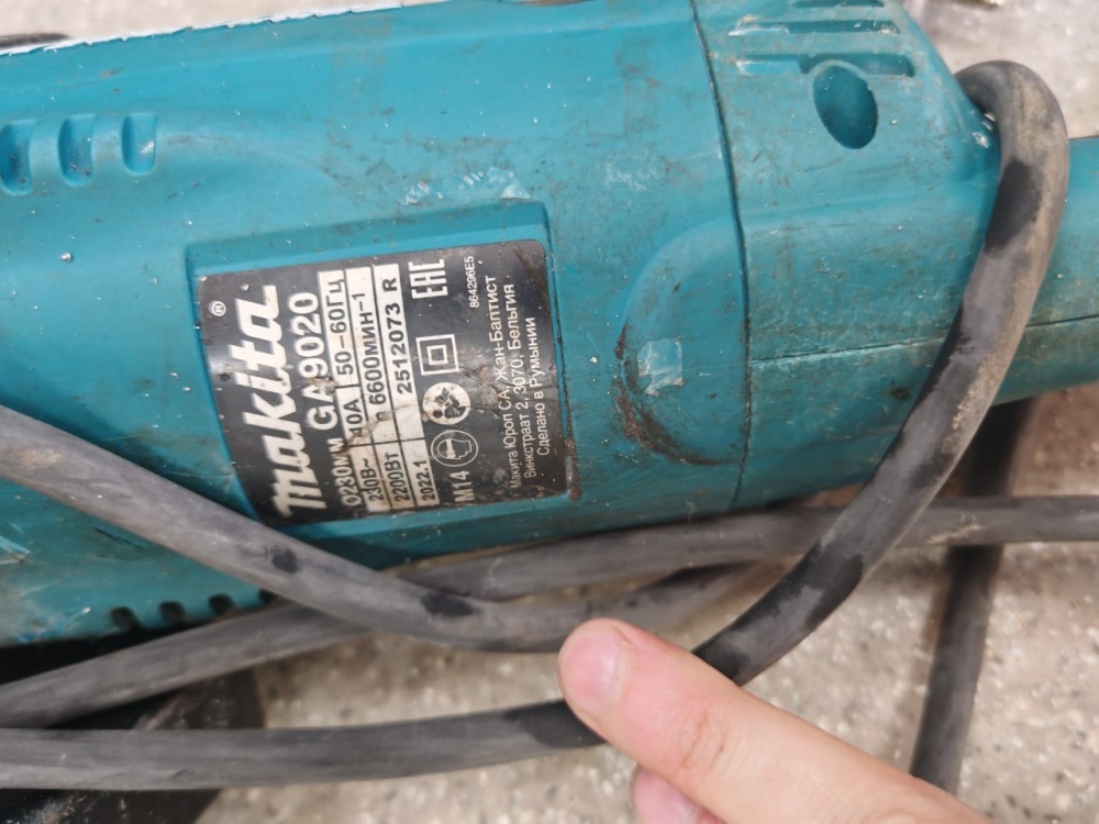 УШМ (Болгарка) Makita Ga9020