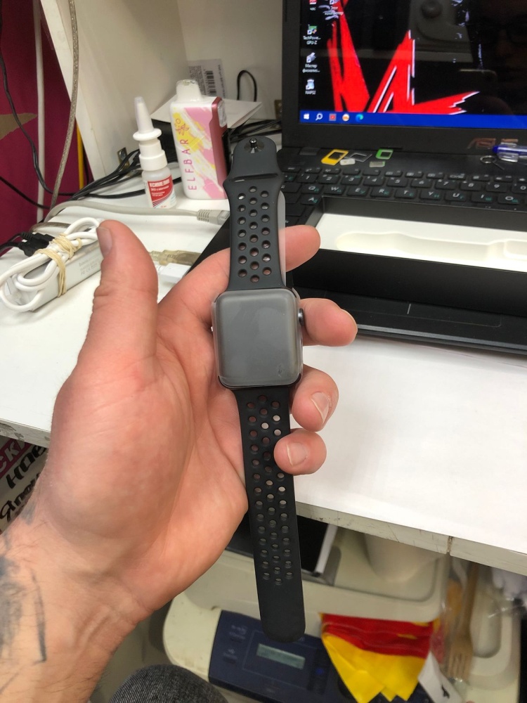 Часы Apple Series 3 nike