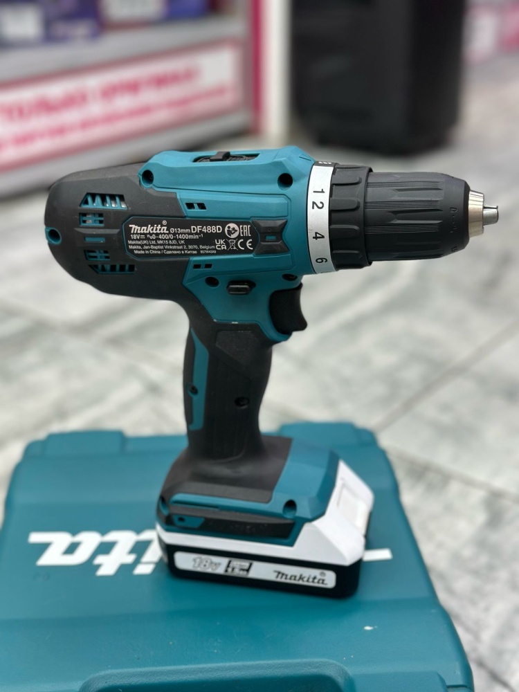 Шуруповерт makita DF488DWE