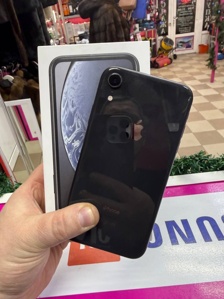 Смартфон iPhone XR 64 Gb