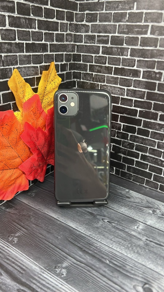 Смартфон iPhone 11 128 Gb 72%