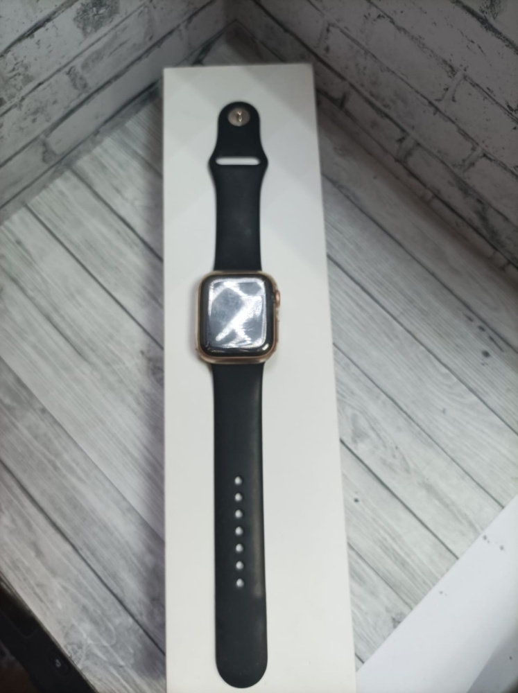 Часы Apple Watch se 44 mm