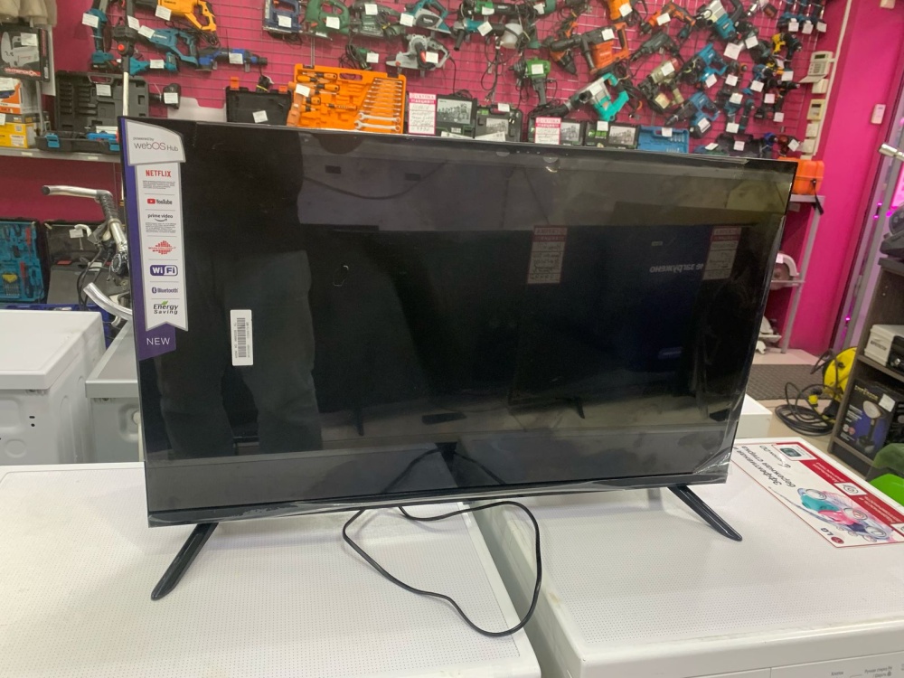 Телевизор 32 дюймов Smart TV