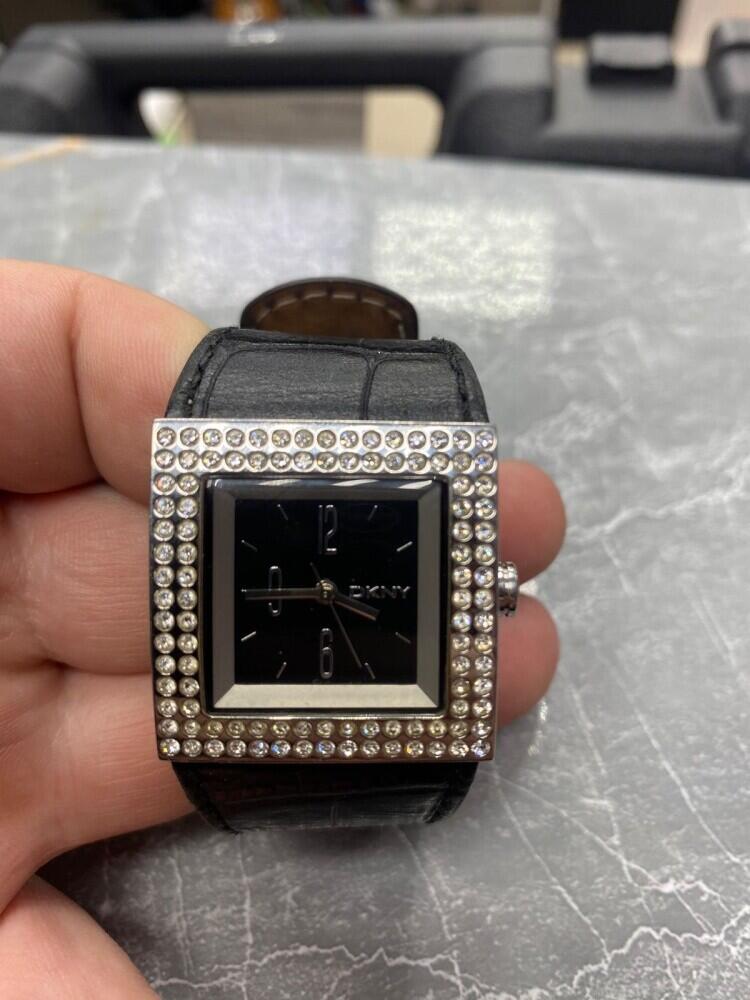 Часы DKNY 3369