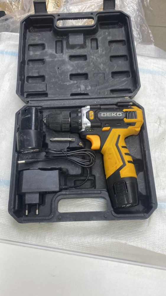 Шуруповерт Deko
