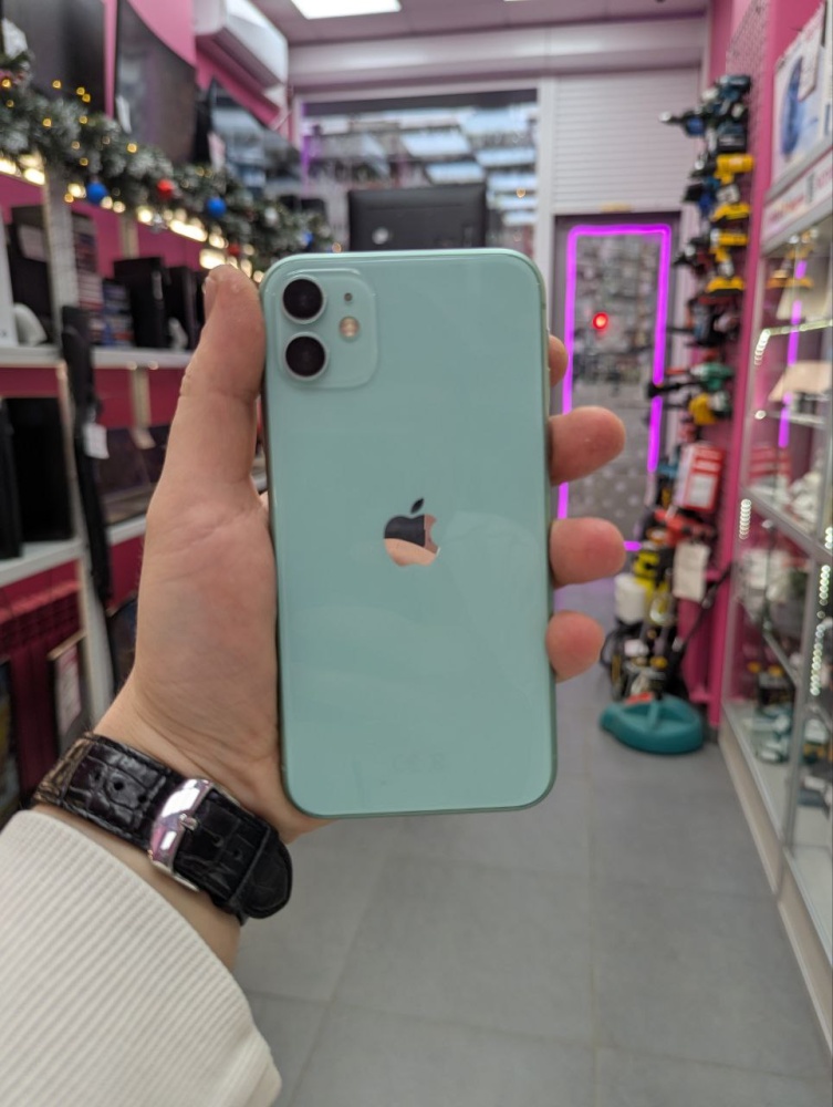 Смартфон iPhone 11 64Gb