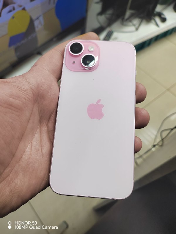 Смартфон iPhone 15 256