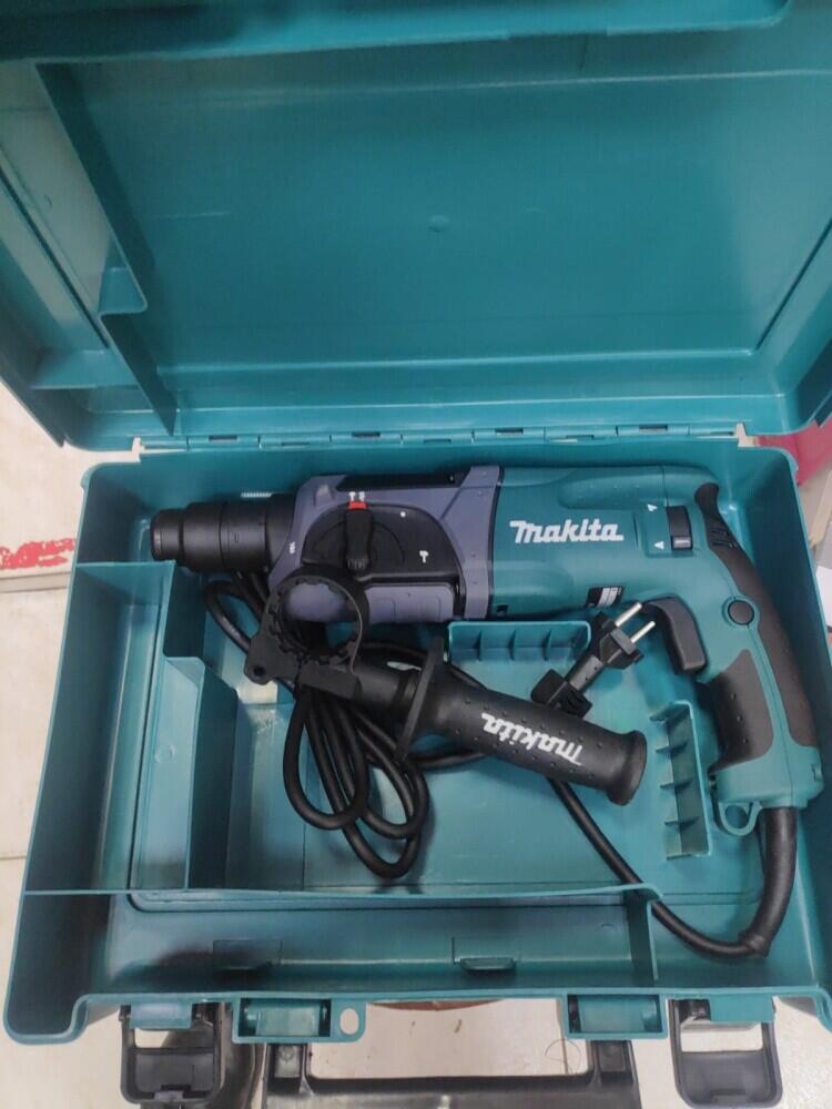 Перфоратор Makita 2470