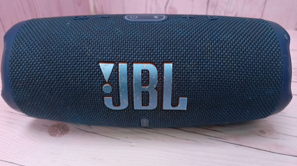 Акустика JBL Charge 5