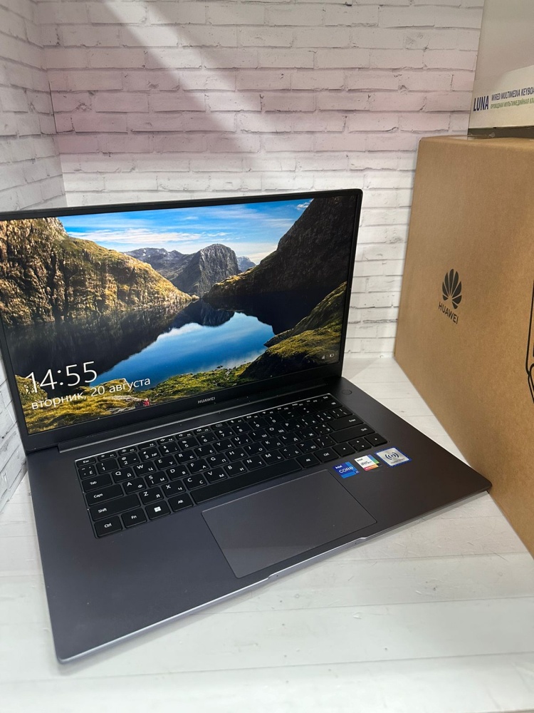 Ноутбук Huawei MateBook B3-520  BDZ-WFE9A