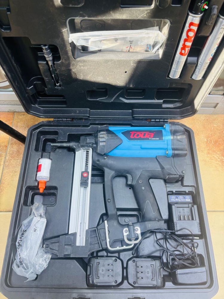 Монтажный пистолет TOUA gsn 40e