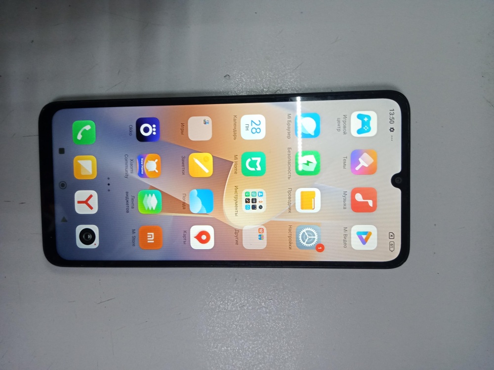 Смартфон Xiaomi Redmi 13C