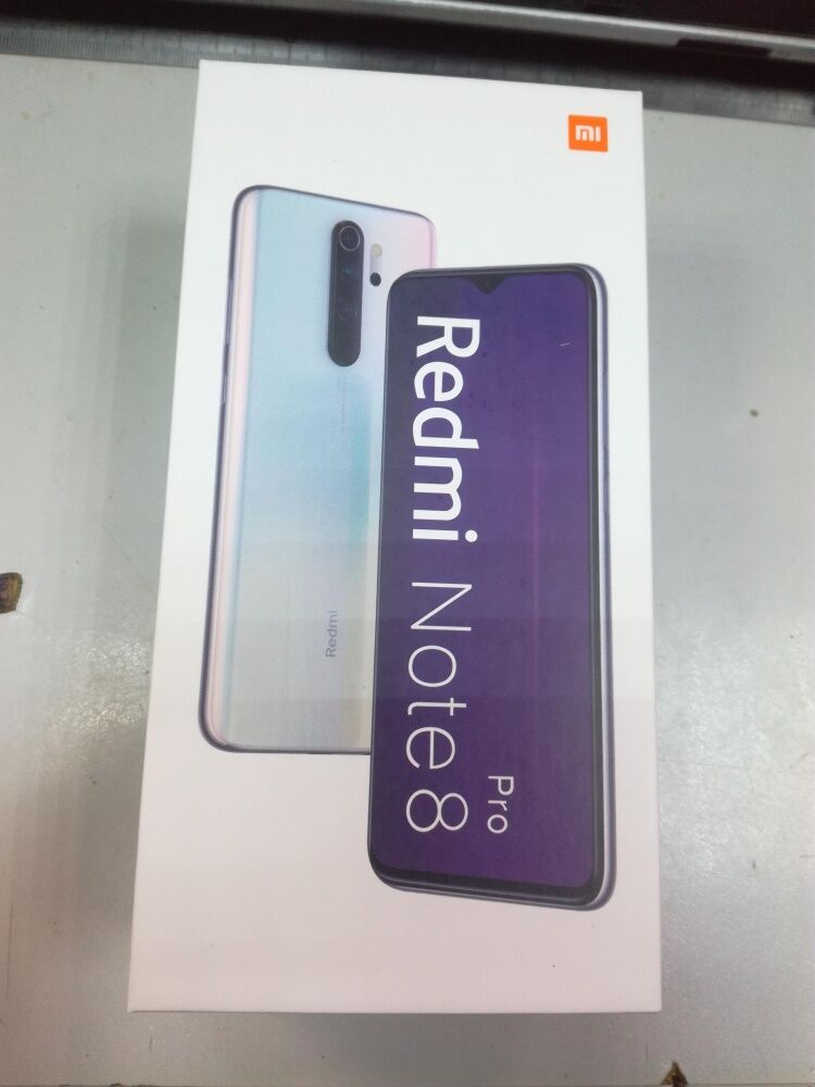 /Смартфон Xiaomi Redmi 8