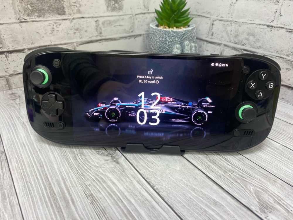 Игровая приставка AYN Odin 2 Portal 16 GB/2 TB