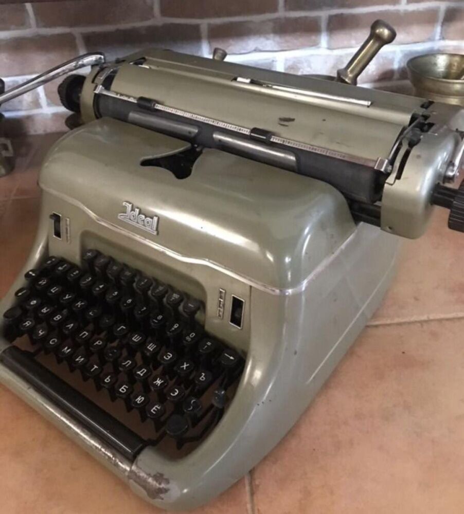 Пишущая Машинка Ideal (Германия 40-е гг)