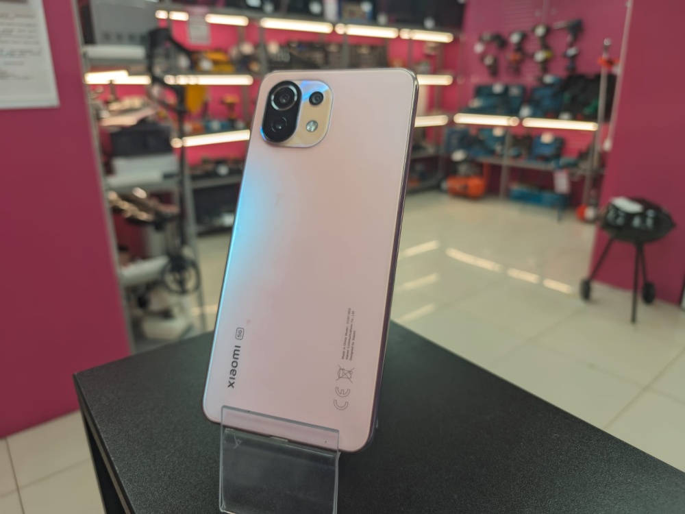 Смартфон Xiaomi 11 Lite NGE 5G 8/128