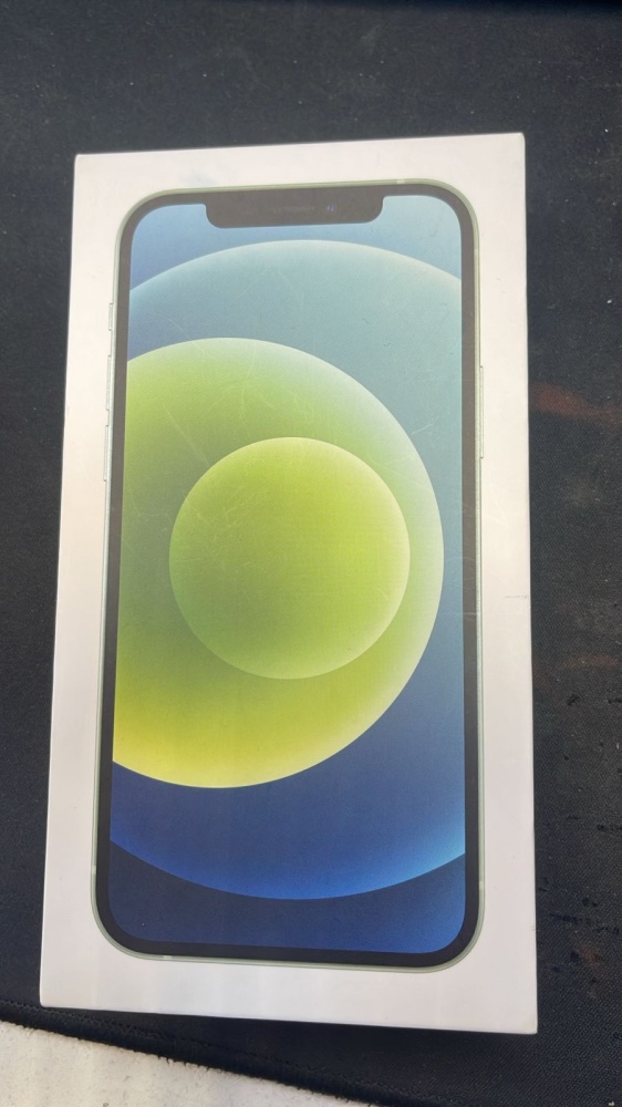 Смартфон iPhone 12 64 Gb
