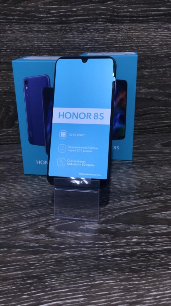 Смартфон Honor 8S 2/32