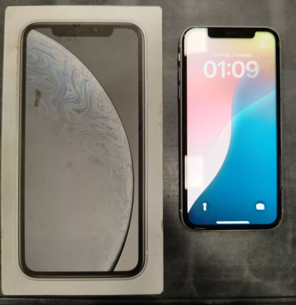 Смартфон iPhone XR 64 Gb