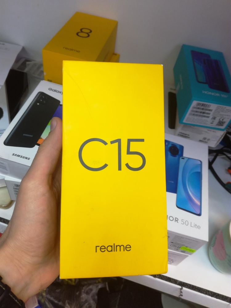 Смартфон Realme C15