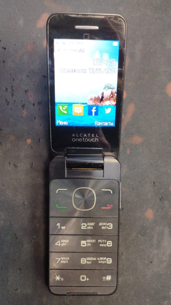 Мобильный телефон Alcatel