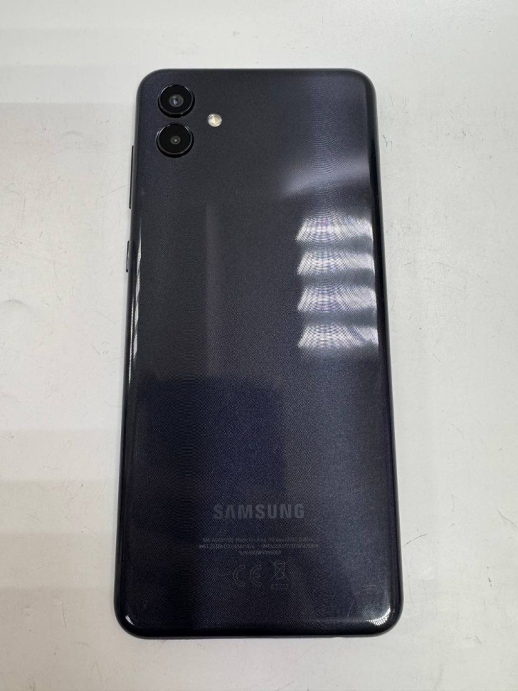 Смартфон Samsung A04