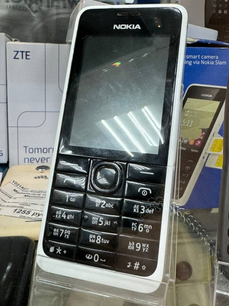 Мобильный телефон Nokia 301