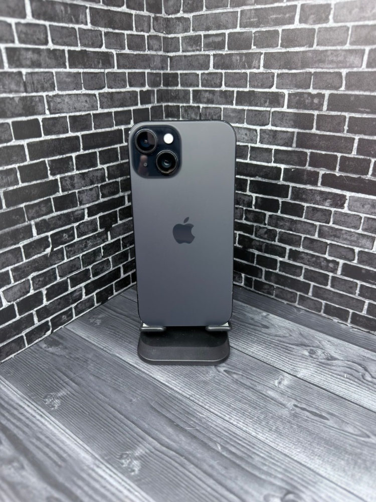 Смартфон iPhone 15 128Гб 90%