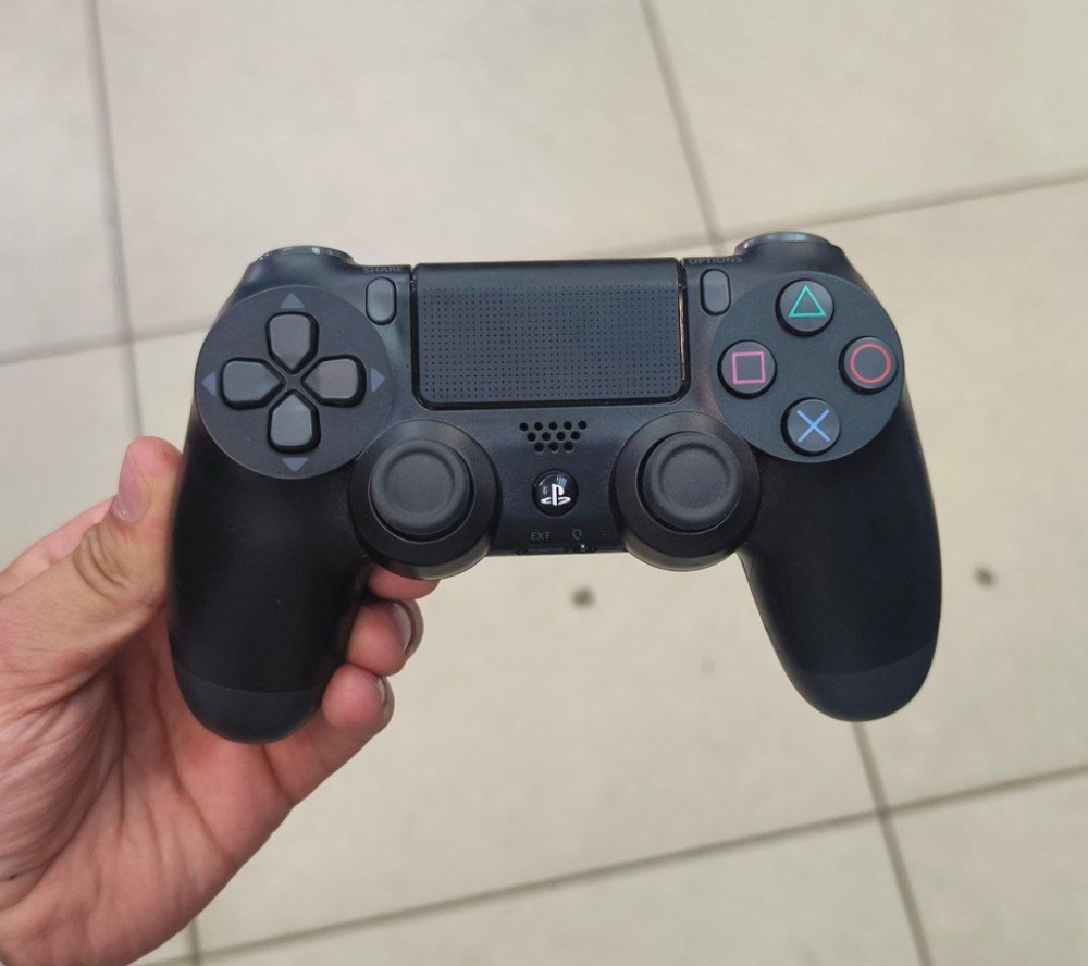 Геймпад PS4