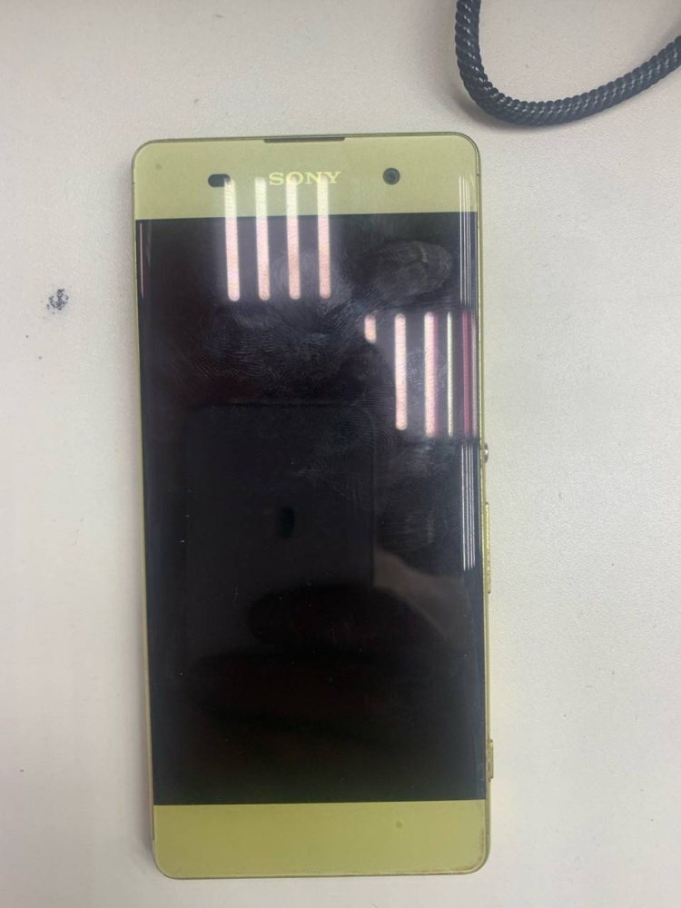 Мобильный телефон Sony Experia XA 2/16