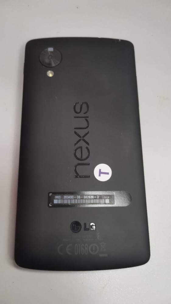 Мобильный телефон LG  NEXUS 5  2/32