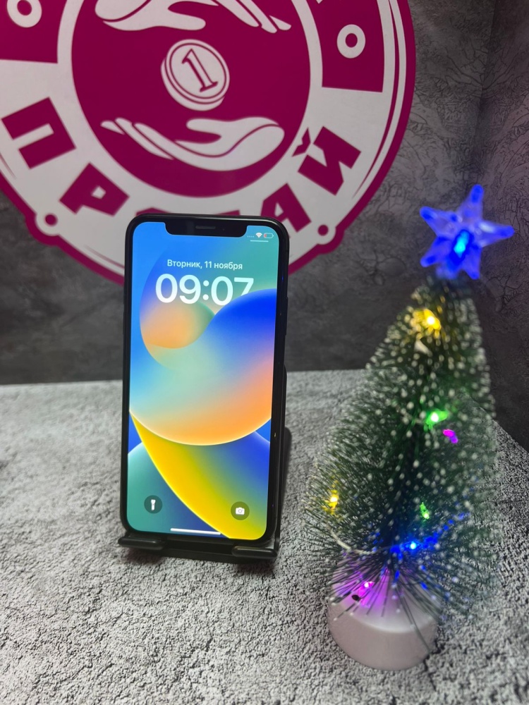 Смартфон iPhone X 64Gb