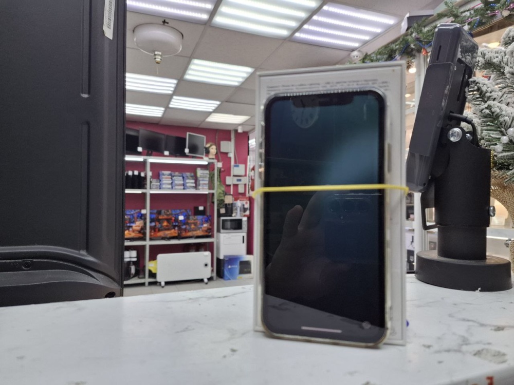 Смартфон iPhone XR 64 Gb