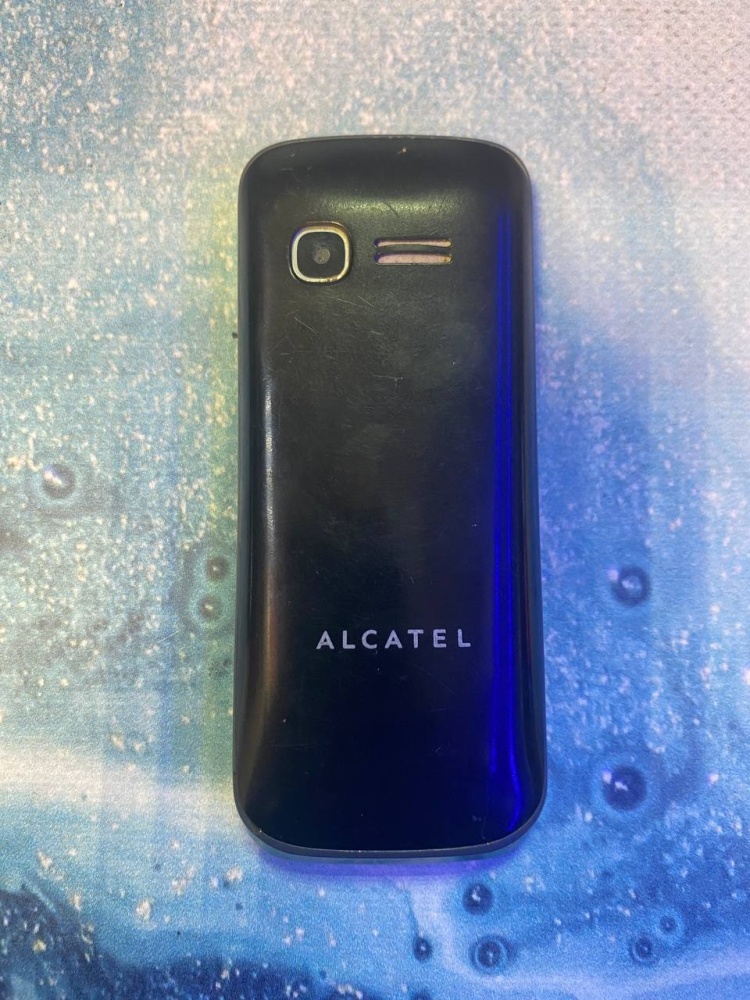 Мобильный телефон Alcatel