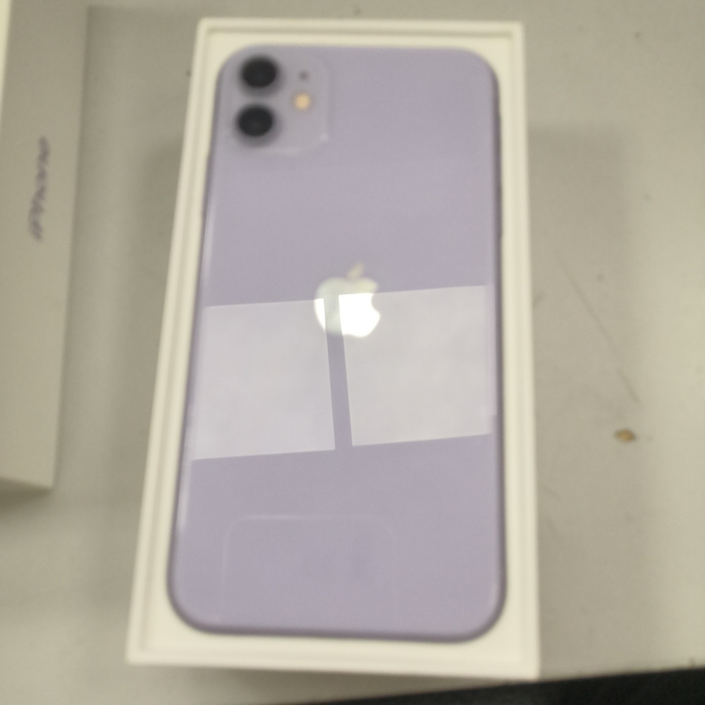 Смартфон iPhone 11 64Gb